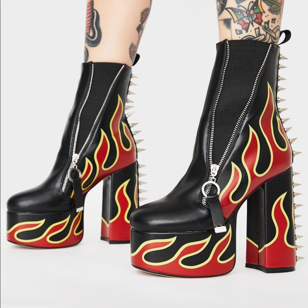 GRILLZ FLAME BOOTIES